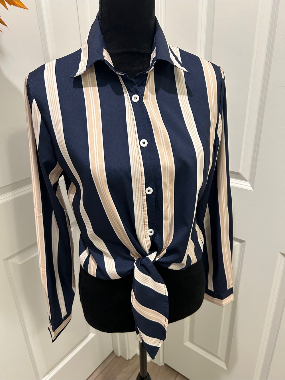 CBR Women’s Navy, Beige and White Vertical Stripe Button-Down Shirt Small